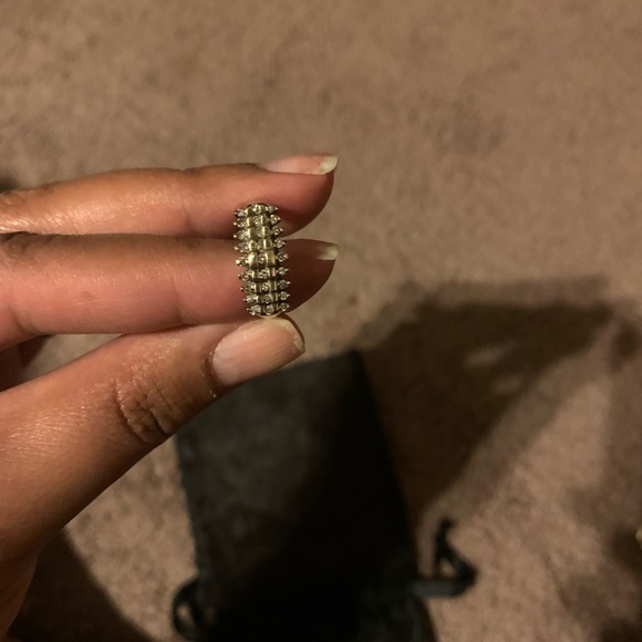 Diamond ring - Picture 4 of 5